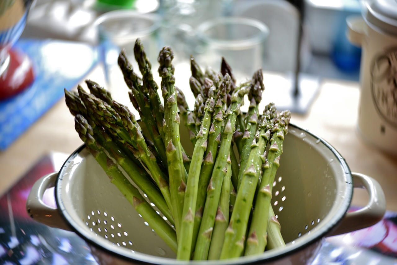 asparagus, green, vegetable, food, healthy, to cook, power supply, kitchen, lets, asparagus, asparagus, asparagus, asparagus, asparagus on Earth Wise Budget